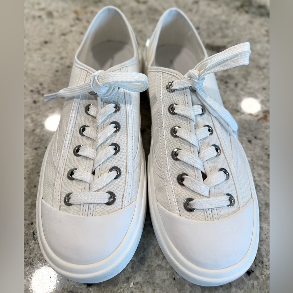 Michael Kors Jude Lace Up Sneaker "New" - Picture 7 of 9
